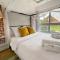 Spellbinding 2 BDR Apt At The Giza Pyramid's Doorstep