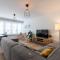 Nice bright apartment near the sea and the marina