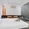 Super Townhouse Divya Palace