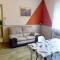 Grand studio climatisé avec draps fournis et grand parking gratuit