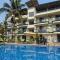 Beach Bliss Apartment Hotel - 7 Minutes walk to Beach