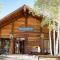 The Boulder Creek Lodge