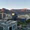 Luxury Onyx Penthouse with Sea Mountain Views by CTICC Cape Town