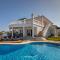 Villa Ocean Blue Ocean views Walk to beach Pool