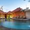 Balinese Seno Villa & Guesthouse
