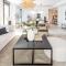 New luxury apartment in Estepona, Costa del Sol - Short walk to the beach, old town & marina