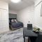 Modern Victoria Studio en-suite , Private Bath & Kitchenette, walk to Big Ben & Buckingham palace