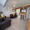 121 Sunbeach - Two bed Chalet at Scratby - Sleeps 5, pet friendly - plus WiFi, bed linen and towels included - FREE swimming passes and Entertainment - Only 300m from the beach