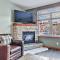 Inviting Condo Hot Tub & Relaxing Atmosphere!