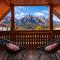 The Bear Chalet with Private Hot Tub