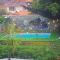 Urban Hostel Pool & Garden