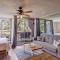 Lakeside Villa - Quite Location, walk to the Country Club