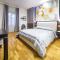 Astoria Golden House