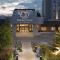 DoubleTree by Hilton West Edmonton