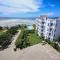Nyali Beach 2BR Seaview Apartment - Pool & Beach Access - Sleeps 4