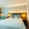 Crowne Plaza Manchester Airport by IHG