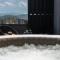 Skylark - Singapore Penthouse with Jacuzzi & Panoramic View