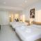 Deluxe Studios with Balcony in Old Town