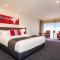 Alexandra Hills Hotel