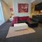 Luxury 2 Bedroom Suite near Adelaide with a car park