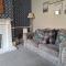 The Hampton Beautiful 3 Bedroom House with Conservatory & Garden