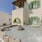 Naxos olive & home