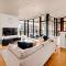 Spacious 2BR Downtown Vancouver Condo Free Parking