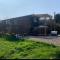 Four Seasons Mini Zoo Country Retreat with Wood Fuel Hot Tub close to kington Market Town