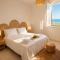 Oltremare Suite N37 Casa fronte mare con giardino