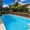 Jet Villa - Amandier 2-Bedroom Apartment with Pool near Flic en Flac Beach
