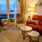 Apartamento moderno con terraza y chimenea, vistas al mar, 6 personas, Saúde Doce