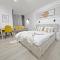 Modern Studios - Meters away from the beach