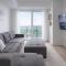 Highrise King Condo With Home Cinema - Pool,Gym,Bowling Alley,Hot Tub, Sauna,Lounge