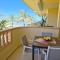 Estupendo apartamento en primera línea de playa y con vistas al mar