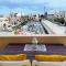 Joseph 2, Charming Retreat with park views and close to the airport