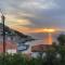 Hydra studio with patio 250 meters up from port