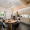 Petros & Eirini Home