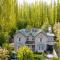 Rus Olive Lodge Skardu