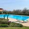 Lake Garda Apartment with Pool, Private Garden & Parking