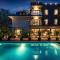 Taaffeite Hotels And Resorts