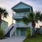 Newly Build House!Island Charm Balcony Vibes 3 Min to Beach