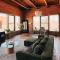 420 Friendly SKYLINE view Downtown Loft FREE Parking
