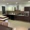 3BR Apartment with Terrace and 1 Min to Sea