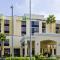 Holiday Inn Express Hotel & Suites Kendall East-Miami by IHG