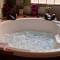 Casa Rustic Suites, JACUZI & LOVE
