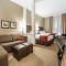 Comfort Suites Marietta-Parkersburg