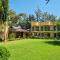 Karen Little Paradise, ECO Garden Hotel & Farm