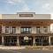 Albert Hotel