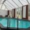 Broadway Pool House with Sauna & Jacuzzi