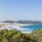 Beach House 7, Air Conditioned, Wi-Fi, Foxtel, Linen, Communal Pool and Spa